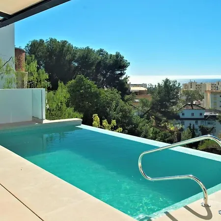 A Beautiful, Modern 4 Bed In Center Apartment Marbella